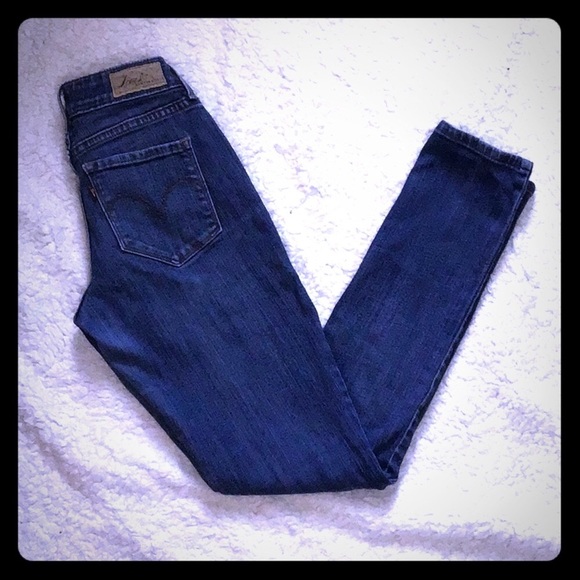 Levi's Denim - FLASH SALE👖Levi’s Bold Curve Skinny Jeans